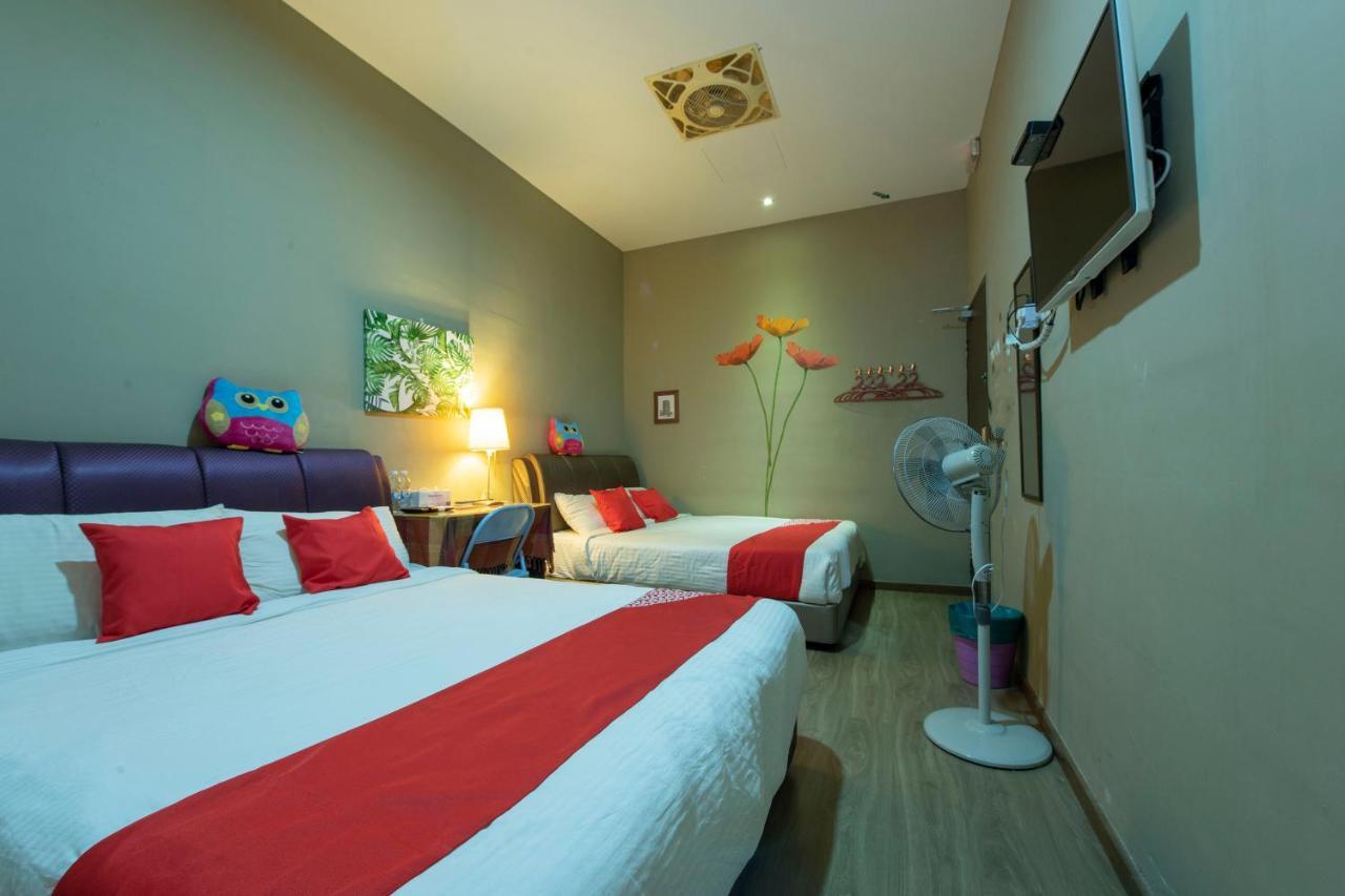 Oyo 90231 Hotel By The Park Plt Johor Bahru Esterno foto