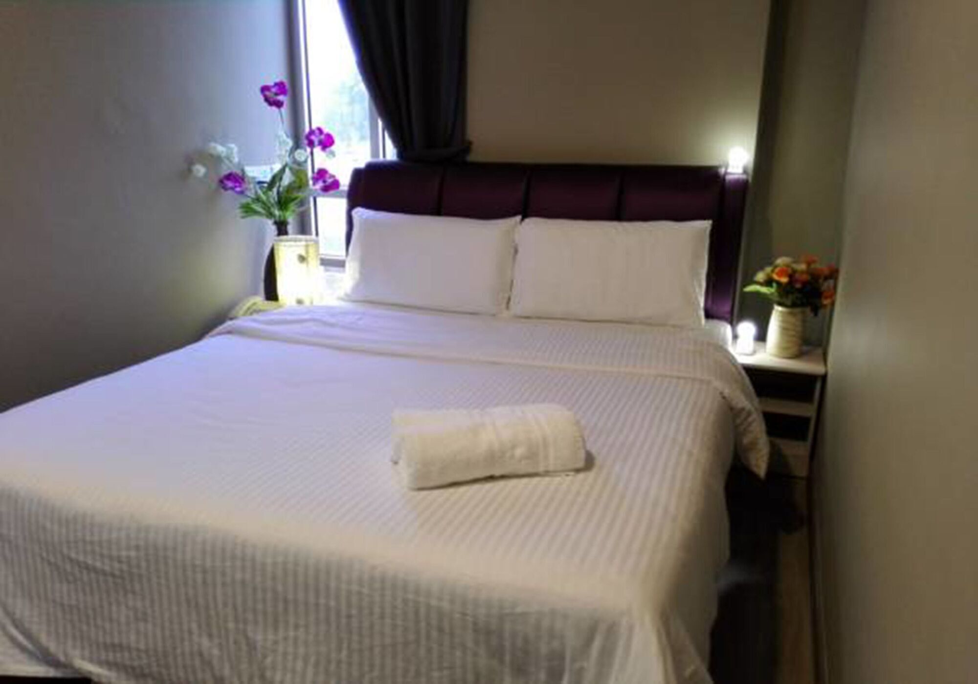Oyo 90231 Hotel By The Park Plt Johor Bahru Esterno foto